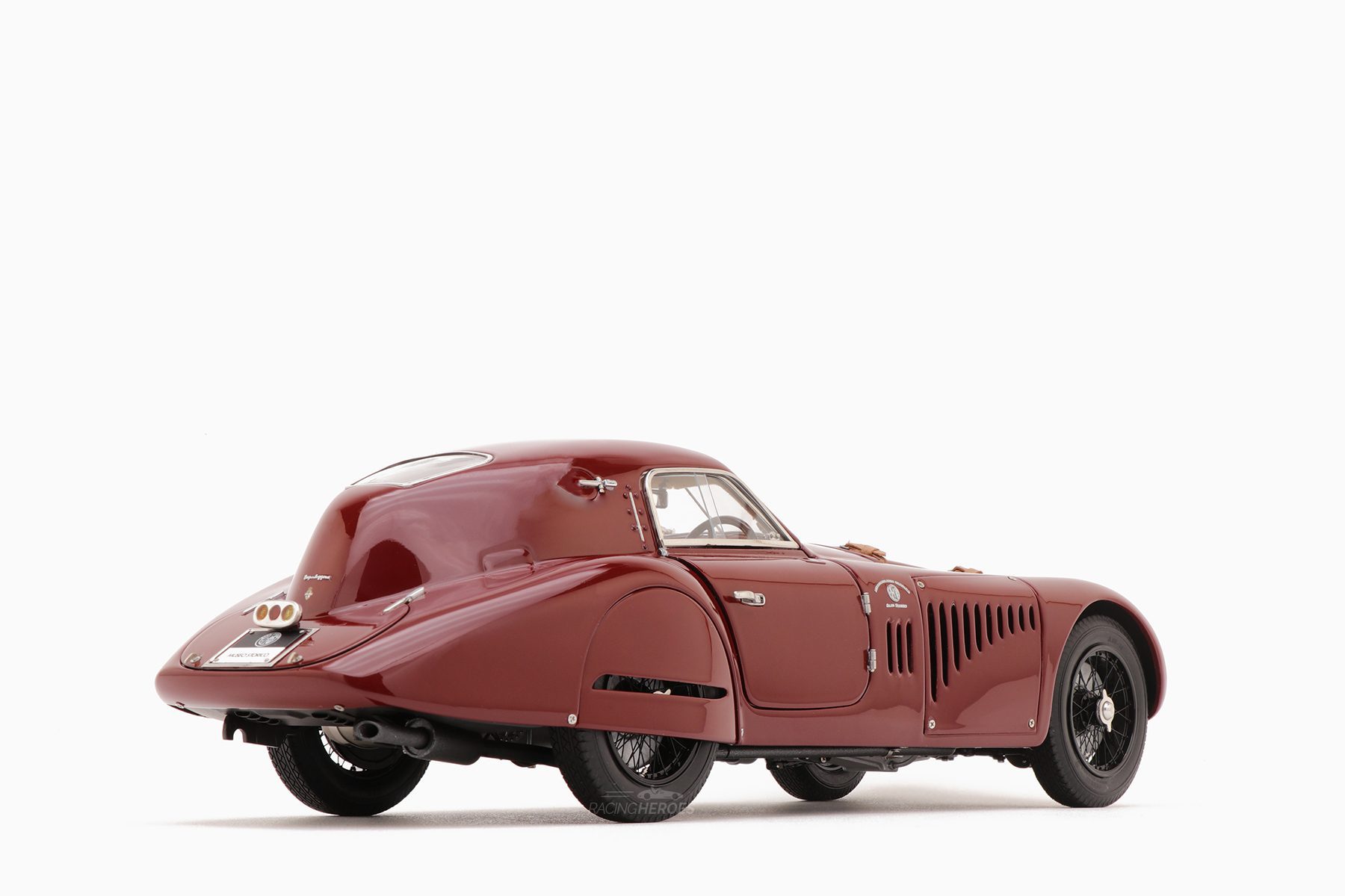 CMC Alfa Romeo 2900 Red 1:18