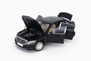 Mercedes - Maybach S-Class 2016 Obsidian Black  1:18 by Almost Real