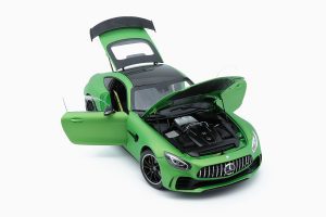 Mercedes-Benz AMG GT R Green 1:18 by Almost Real