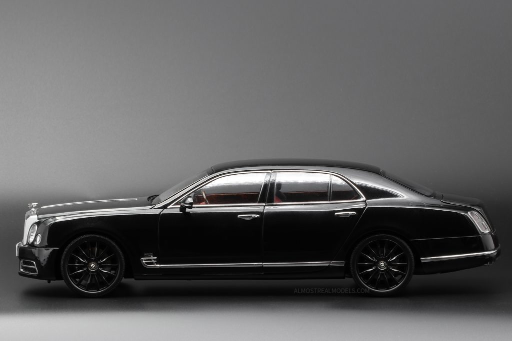 Bentley Mulsanne W.O. Edition by Mulliner 1:18 by Almost Real