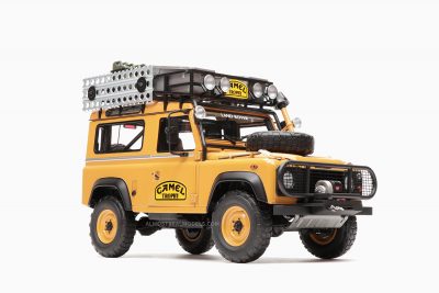 Land Rover Defender 90 "Camel Trophy" Borneo 1985 1:18 by Almost Real