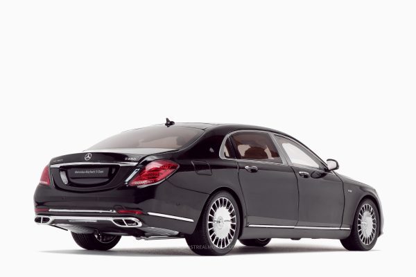 Mercedes - Maybach S-Class 2019 Obsidian Black 1:18 by Almost Real