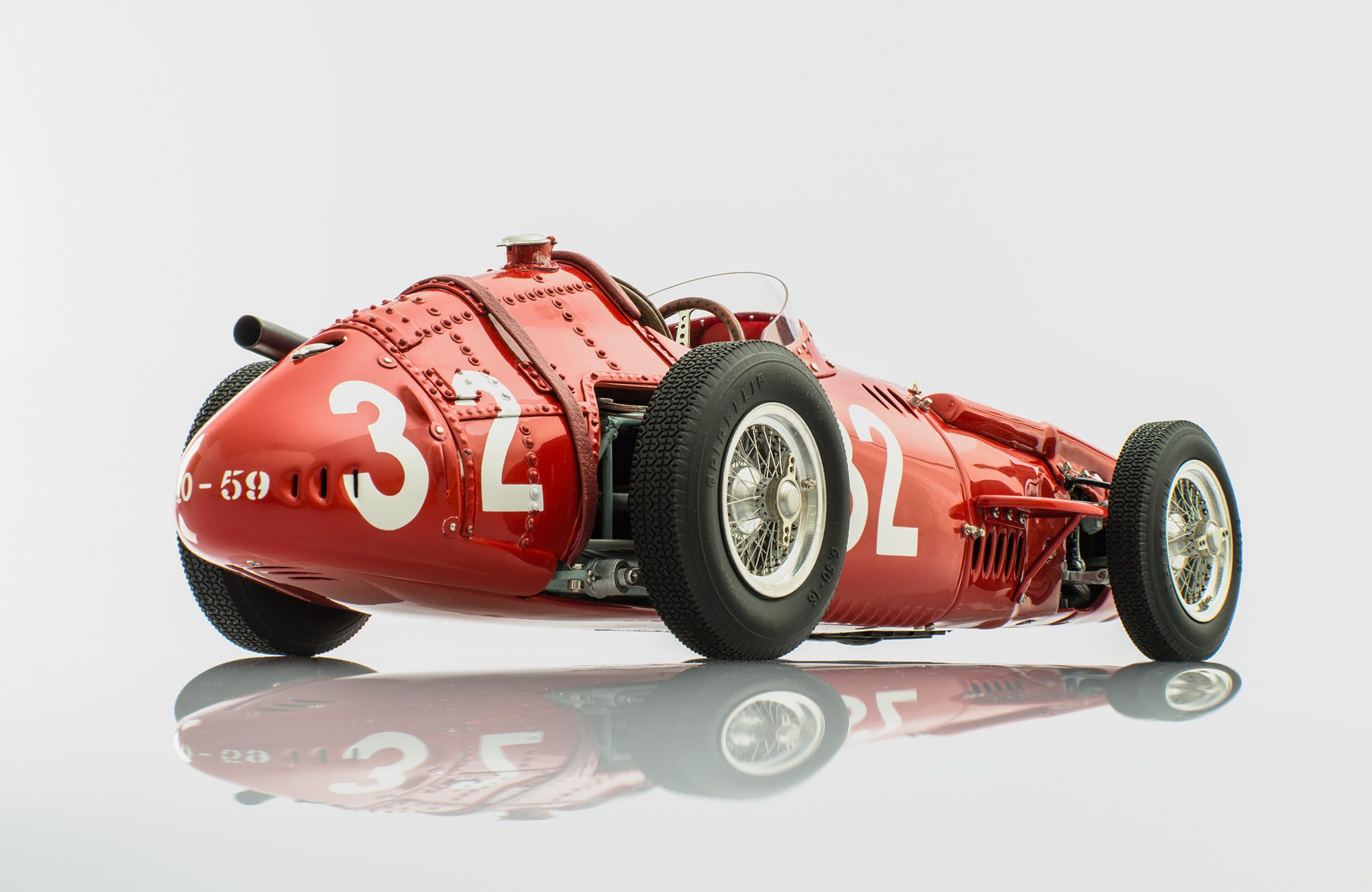 Maserati 250F Fangio #32 1957 Monaco CMC 1:18