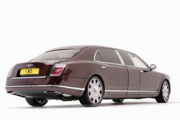 Bentley Mulsanne Grand Limousine Burgundy 1:18 by Almost Real
