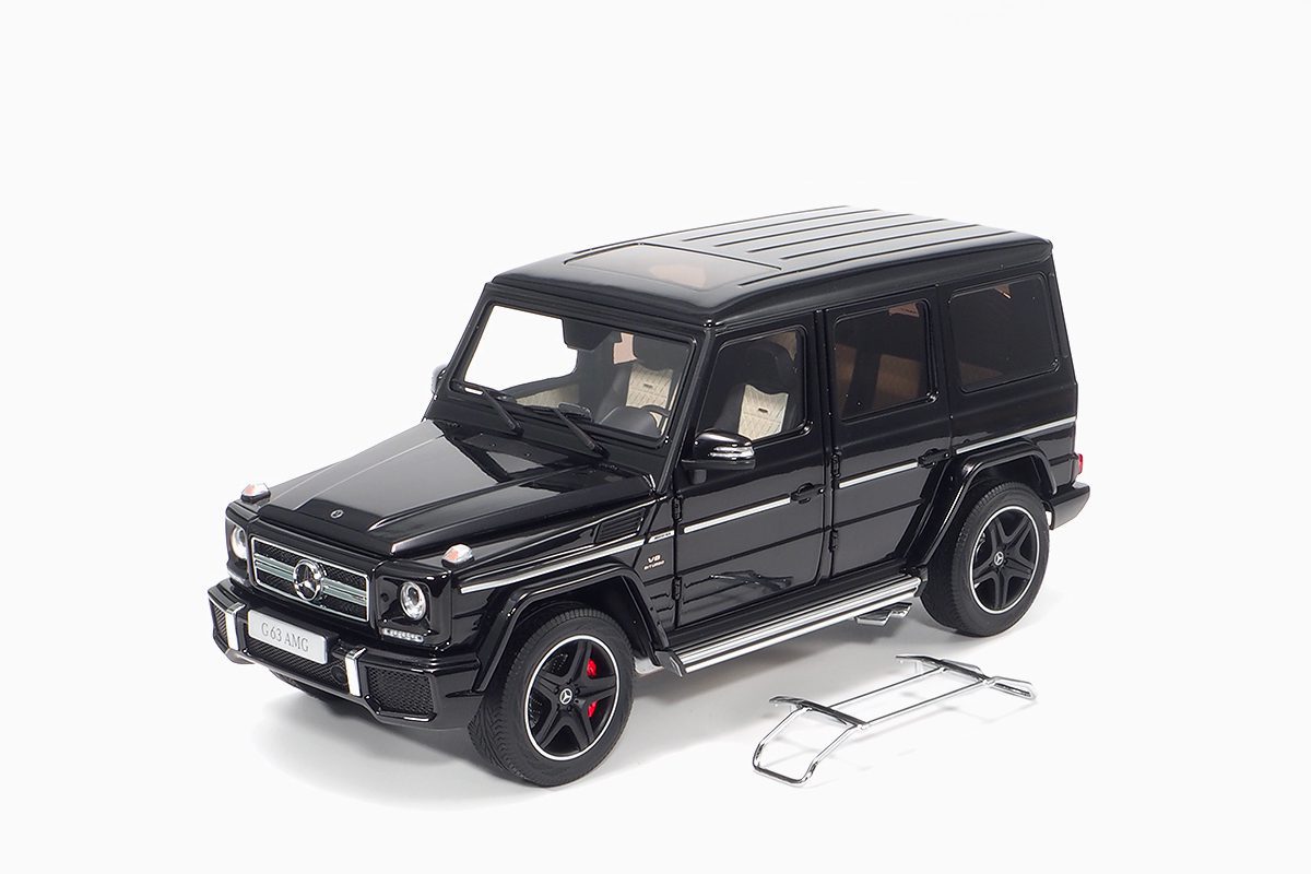 mercedes-g-63-black-almost-real-1