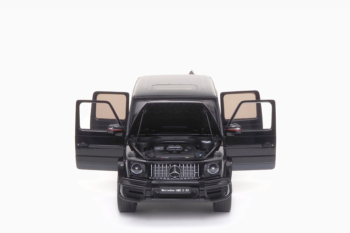 mercedes-g-63-black-almost-real-4
