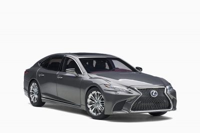 Lexus LS500h, Manganese Luster Metallic/Crimson & Black Interior 1:18 by AutoArt