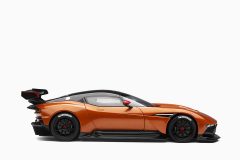 Aston Martin Vulcan, Madagascar Orange 1:18 by AutoArt