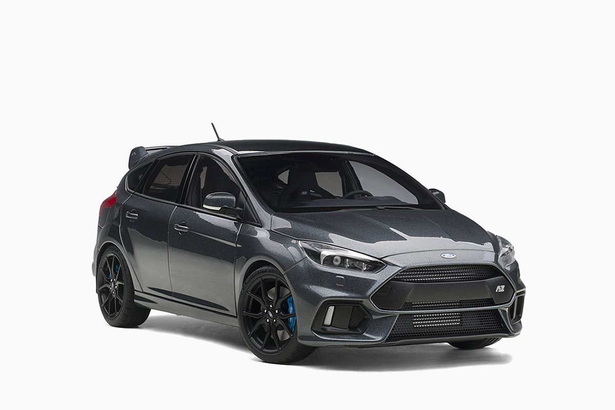 Ford Focus RS 2016, Magnetic Grey 1:18 by AutoArt