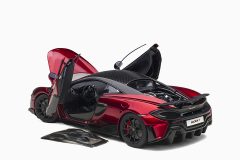 McLaren 600LT, Volcano Red 1:18 by AutoArt