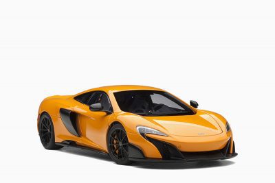 McLaren 675LT, McLaren Orange 1:18 by AutoArt