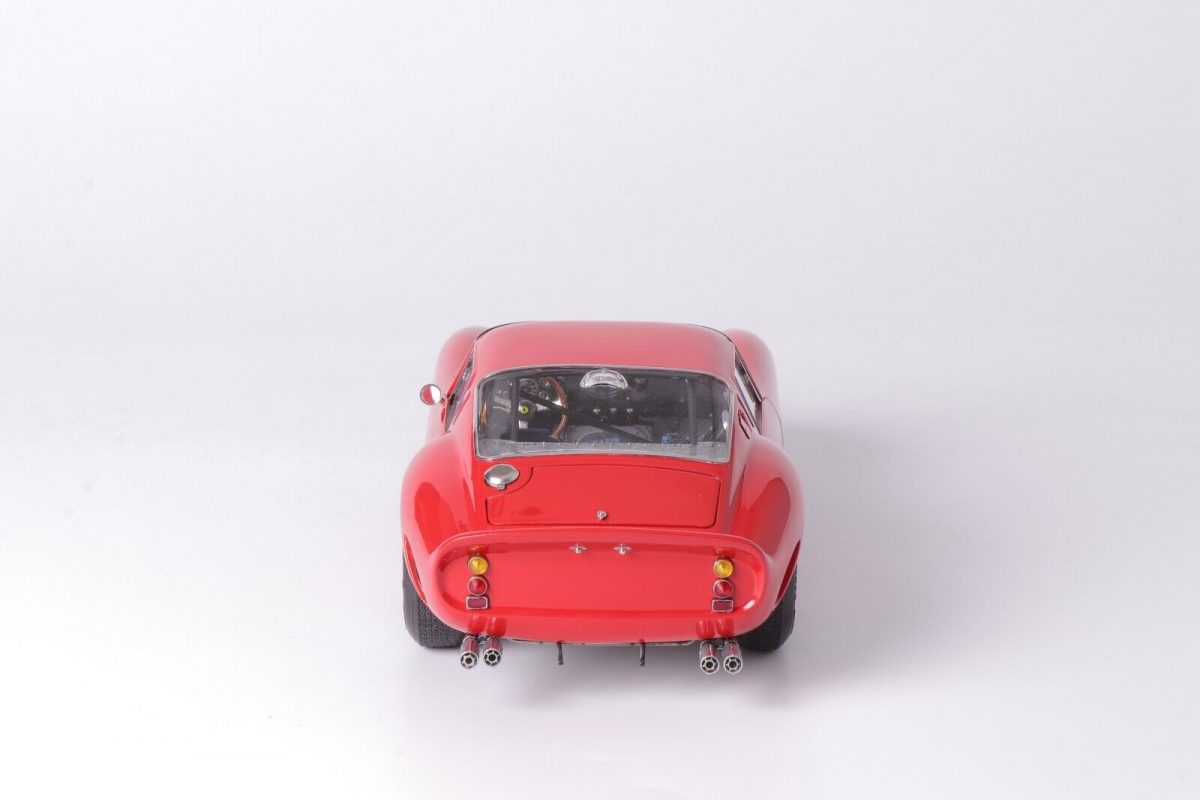 Ferrari 250 GTO Red *USED* 1:18 by CMC