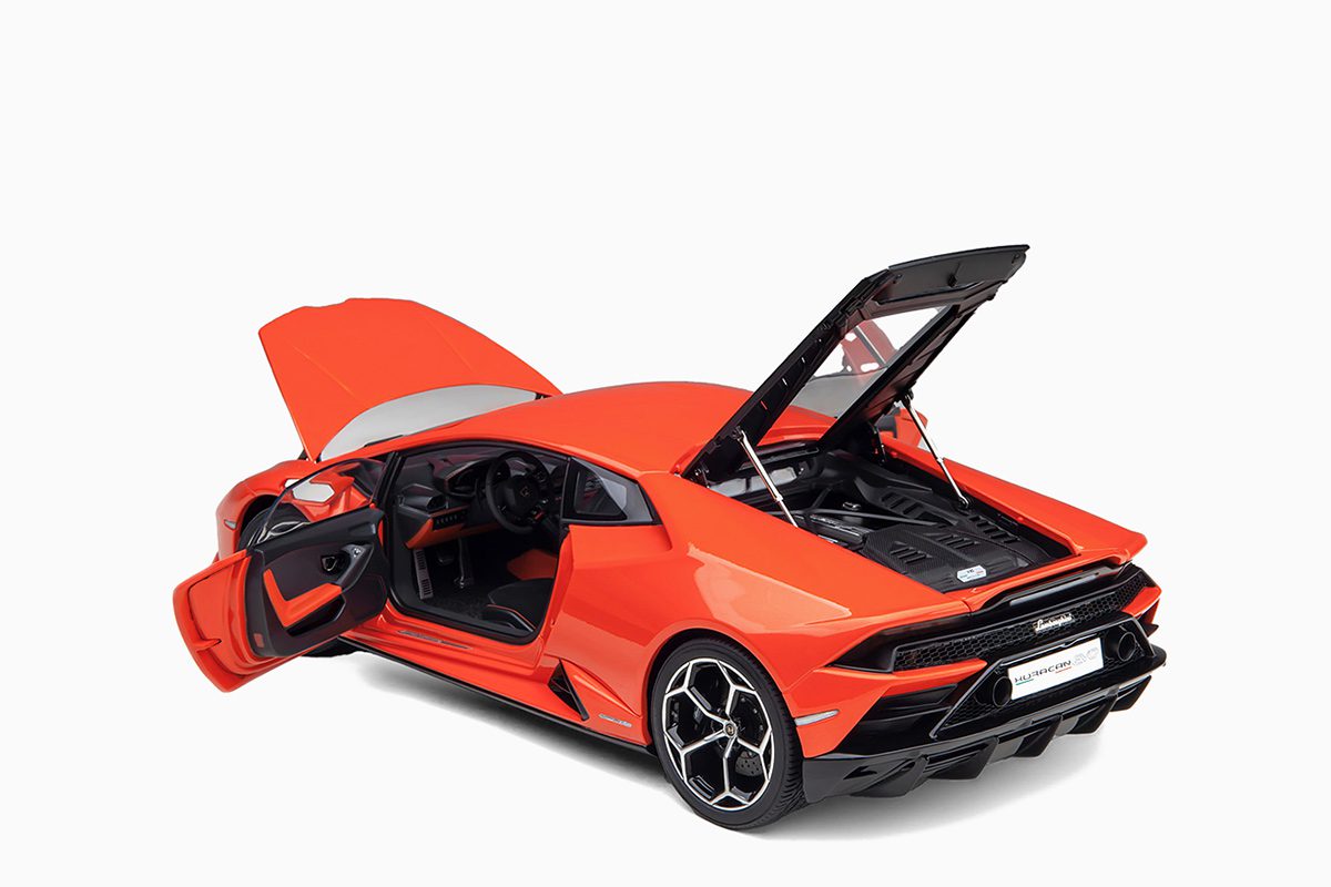 Lamborghini Huracan EVO Orange Arancio Xanto 1:18 by AutoArt