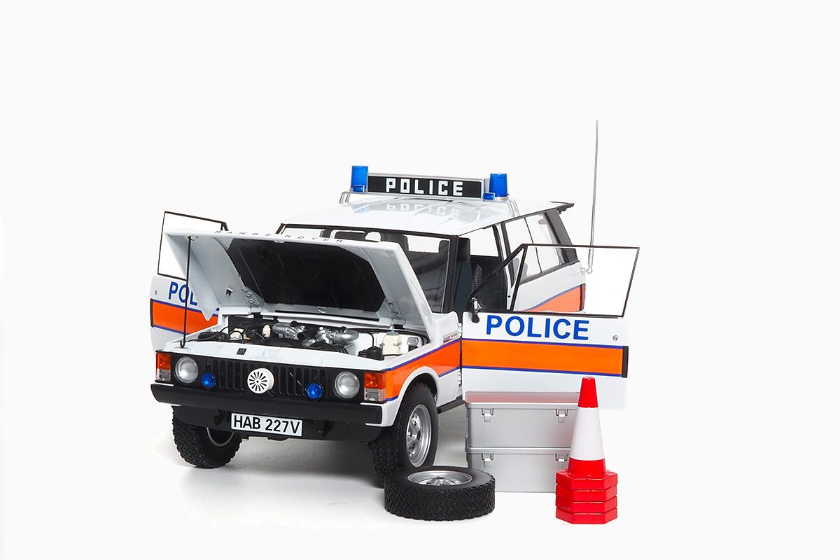 Range Rover Classic Police Car 1:18 by Almost Real