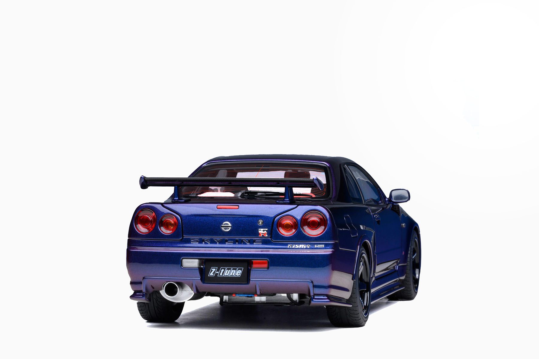 Nissan Skyline GT-R (R34) Z-Tune, Midnight Purple 1:18 by AutoArt