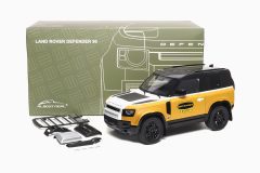 Land Rover Defender 90 2023 Trophy Edition 1:18 by Almost Real
