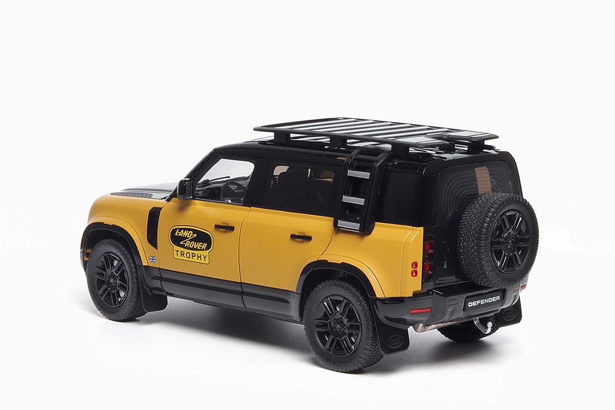 Land Rover Defender 110 2023 Trophy Edition 1:18 by Almost Real