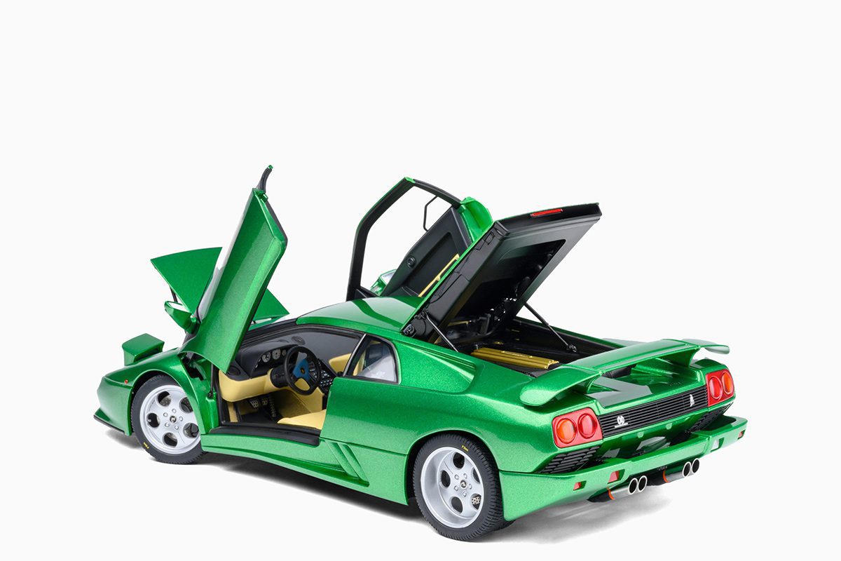 Lamborghini Diablo SE30 Verde Green 1:18 by Autoart