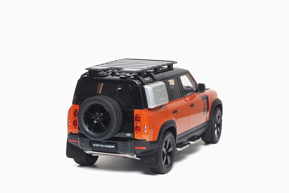 Land Rover Defender 110 2020 Orange / Black 1:18 by Almost Real