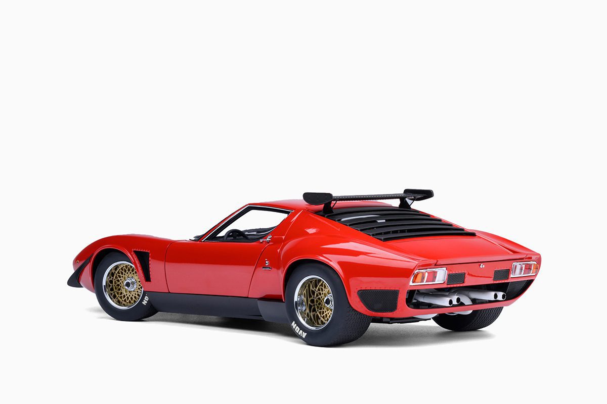 Lamborghini Miura SVR “JOTA”, Red 1:18 by Autoart